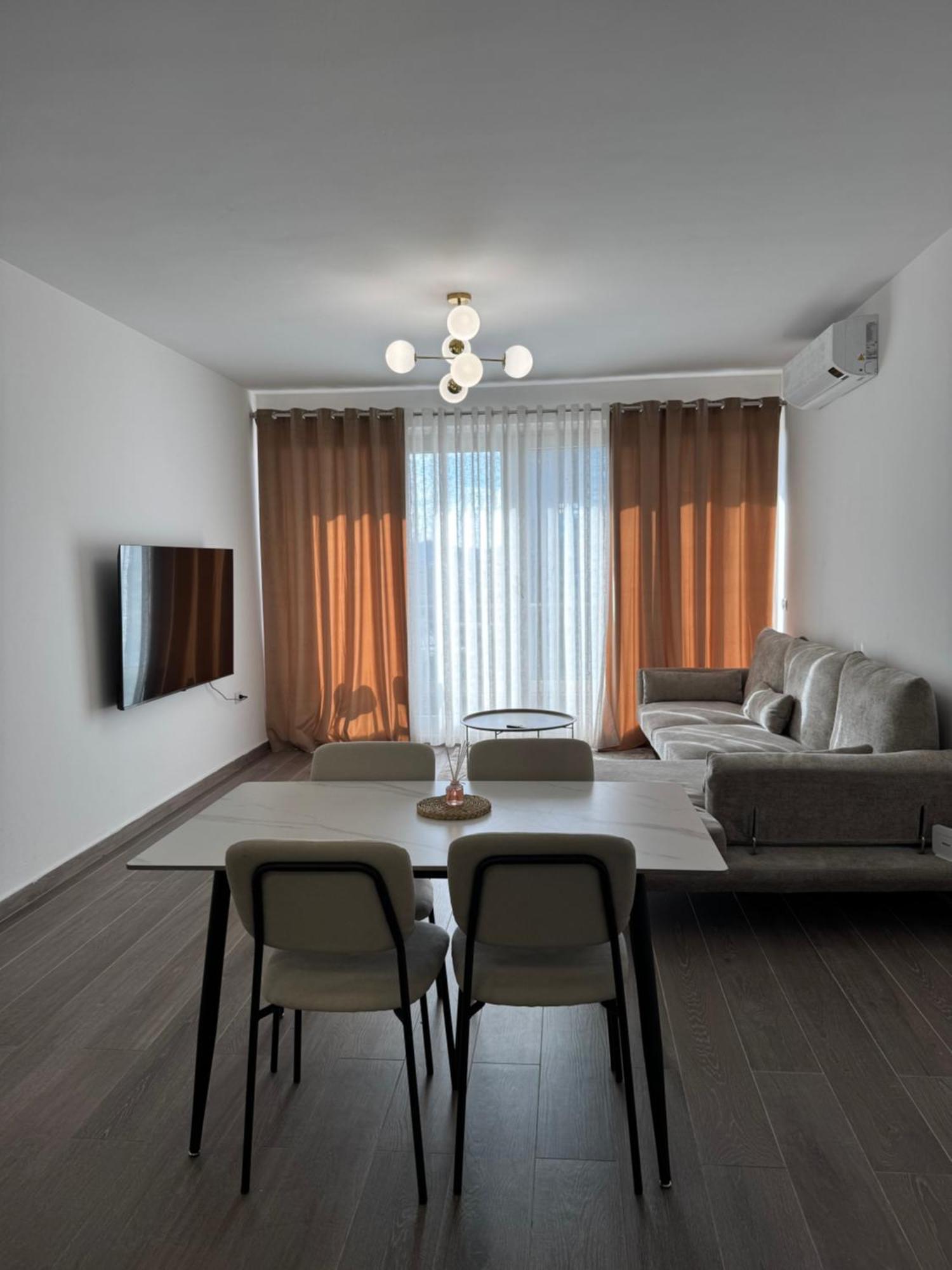 טיראנה Free Parking Skanderbeg Square - Spacious Central Apartment מראה חיצוני תמונה