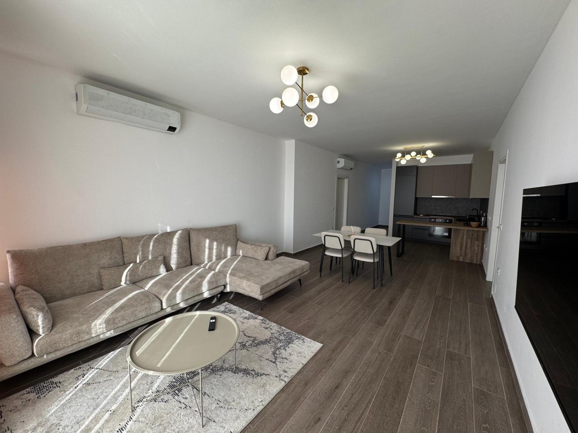 טיראנה Free Parking Skanderbeg Square - Spacious Central Apartment מראה חיצוני תמונה
